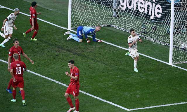 Belgium s Thorgan Hazard celebrates after scoring the 1-1 goal during a second game of the group stage (group B) at UEFA