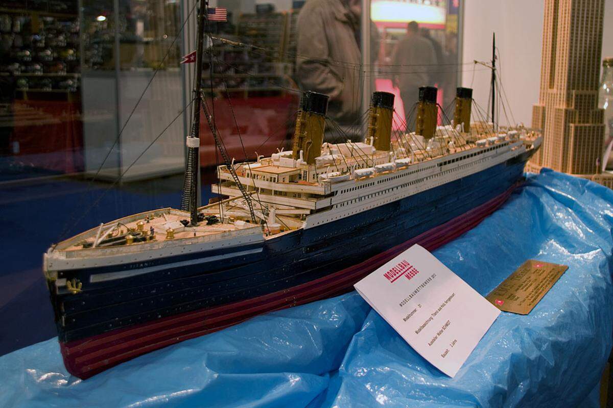 Die kleine Version der Titanic steht ebenfalls im Wettbewerb.