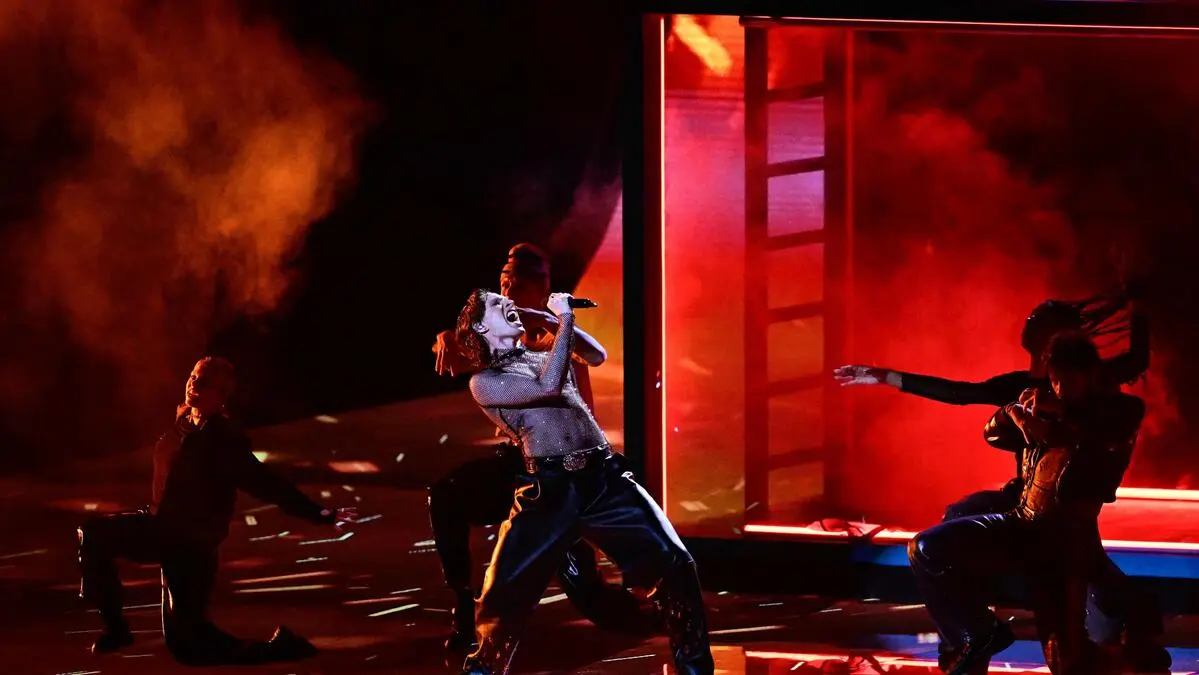 Hohe-T-ne-starker-Cosm-Das-zweite-Song-Contest-Halbfinale-premium-