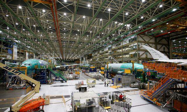 Boeing 777x-Maschinen in verschiedenen Produktionstadien in Everett, Washington.