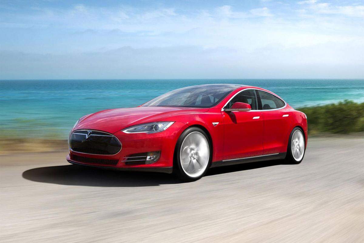Der Elektrofahrzeug-Hersteller Tesla bringt das Modell S mit Allradantrieb nach LA. An beiden Achsen sitzen Elektromotoren, die das Fahrzeug antreiben.