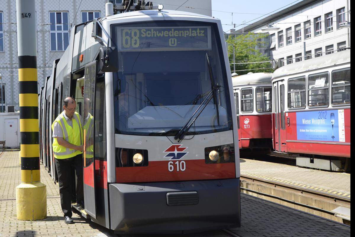 Mit dem neuen 68er geht es vom Otto-Probst-Platz über Südtirolerplatz, Prinz-Eugen-Straße und Parkring zum Schwedenplatz. DiePresse.com war bei einer Probefahrt dabei.