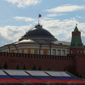 People gather on the dome of the Kremlin Senate building in central Moscow