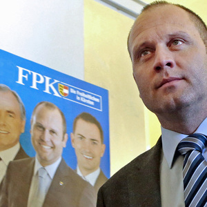 Korruptionsermittlungen Scheuch legt zurueck