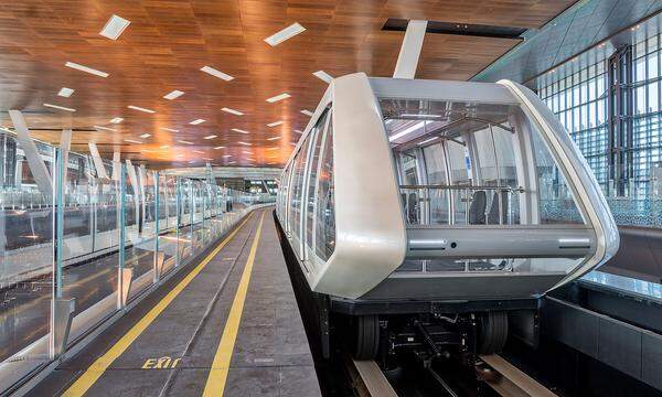 Der Cable Liner am Flughafen in Doha verbindet die Terminals des Airports miteinander.