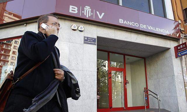 Spanien: Krisen-Bank entlässt halbe Belegschaft 