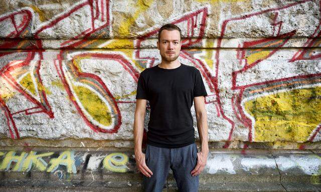 In seinen Roman über den Bosnienkrieg steigt Autor Robert Prosser mit einem Wiener Graffitisprayer ein. 