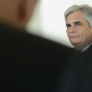 MINISTERRAT: FAYMANN