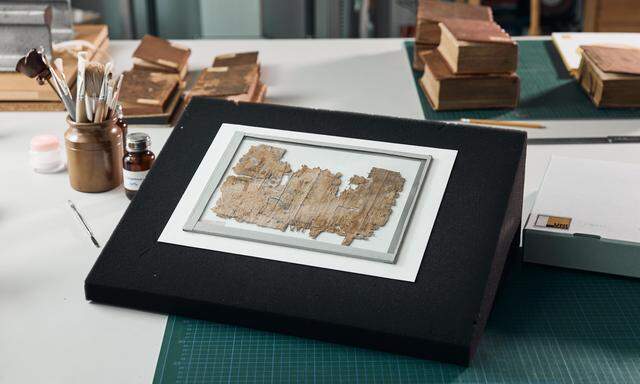 Das bisher älteste bekannte Fragment eines Buches in Codex-Form dürfte in der Sammlung der Universitätsbibliothek Graz entdeckt worden sein.