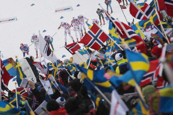 Die meisten Bewerbe wurden von schwedischen und auch norwegischen Fans gestürmt. An den stärksten Tagen drängten sich mehr als 40.000 im Stadion und an der Strecke.