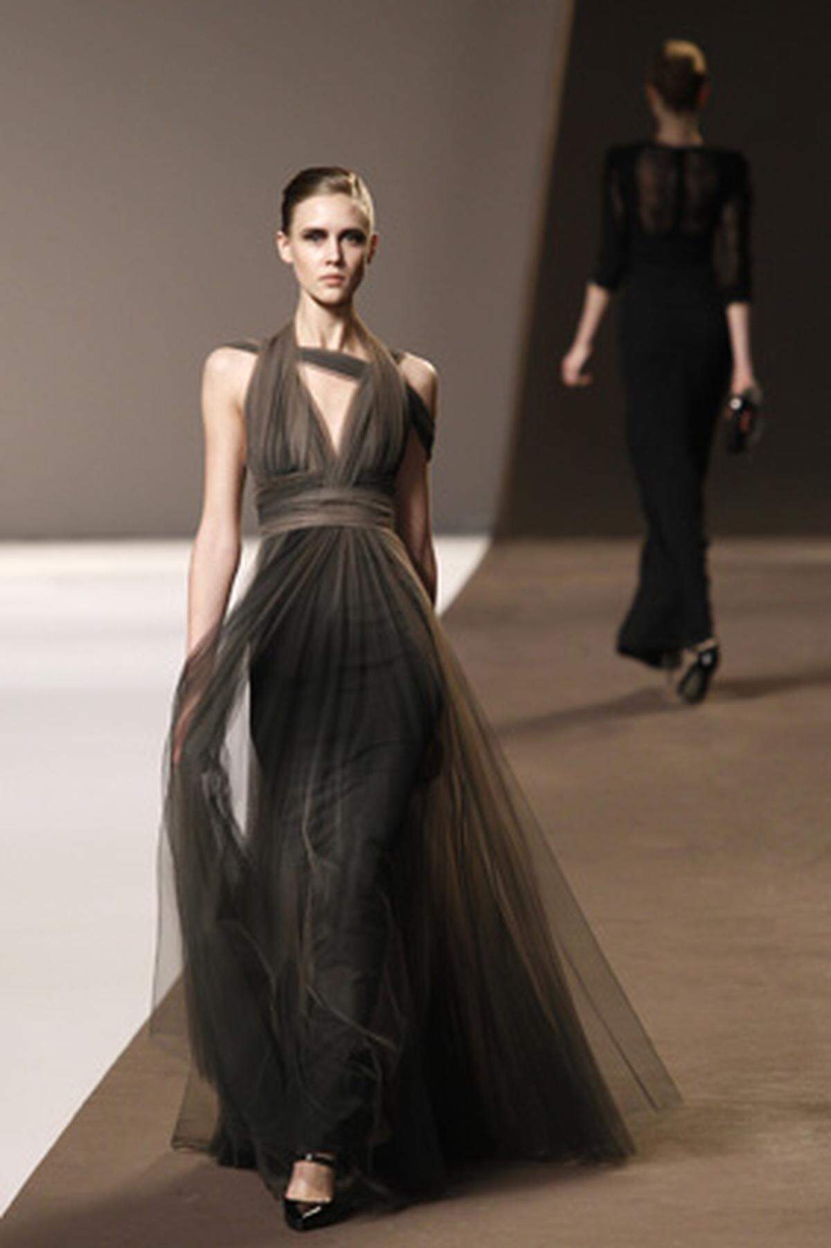 Elie Saab: Paris. HW 10/11