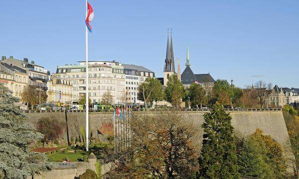 Luxemburg steht ganz weit oben, geht es laut Studie um ein ausgeglichenes Stadtleben. Hohe Bewertungen ziehen sich durch alle Bereiche, vor allem in der Bevölkerungsdichte und der psychischen Gesundheit.