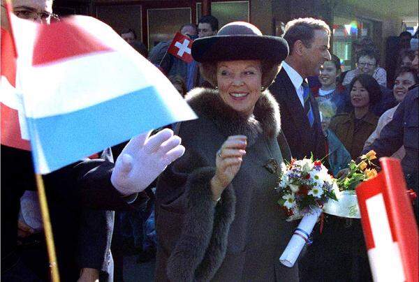 Beatrix Wilhelmina Armgard, Prinzessin von Oranien-Nassau und Prinzessin zur Lippe-Biesterfeld wurde am 31. Jänner 1938 in der niederländischen Provinz Utrecht geboren.