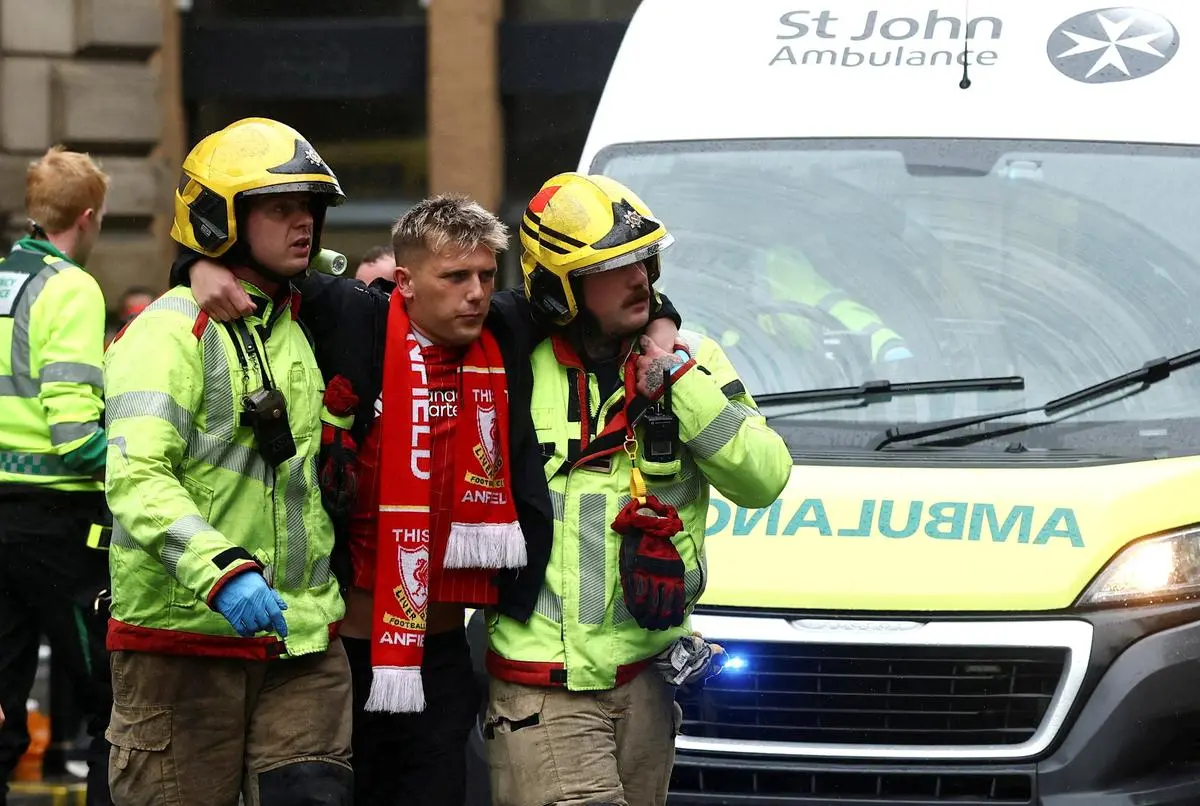 Car drives into a crowd – diepresse.com