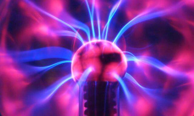 Der triboelektrische Effekt  erzeugt scheinbar aus dem Nichts Strom. 