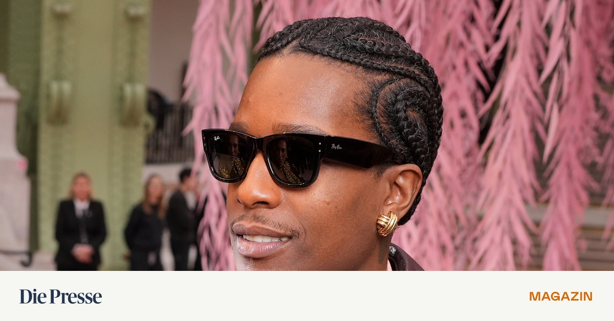 Die-Totenkopf-Ringe-von-A-AP-Rocky-und-ein-ausgetauschter-Jim-Carrey-premium-