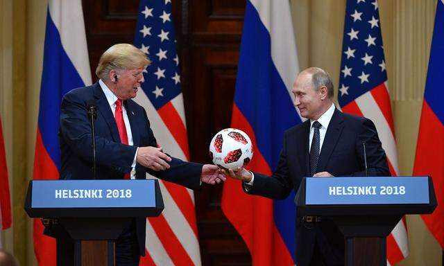 Ein Team? Trump und Putin bei den Fußballweltmeisterschaften 2018.