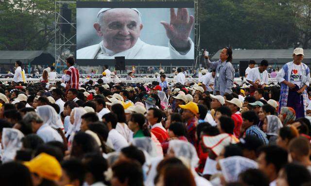 Der Papst in Rangun.