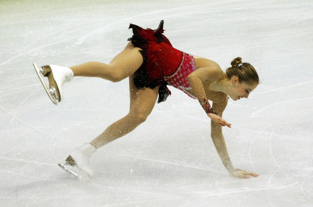 Die Italienerin Carolina Kostner, Nichte 2. Grades der ehemaligen Skiläuferin Isolde Kostner, vergab bei ihrem Sturz eine tolle Aussicht auf eine Medaille, so musste sich die 23-Jährige mit Platz sieben nach der Kurzkür begnügen.