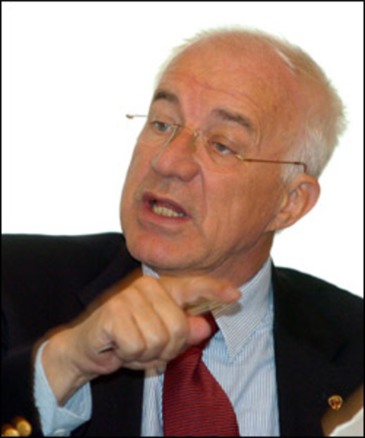 "Nicht erfreulich"Der Tiroler VP-Chef, Landeshauptmann Herwig van Staa, hofft aber, dass Schüssel in die Situation komme, als Erster den Regierungsauftrag zu erhalten.