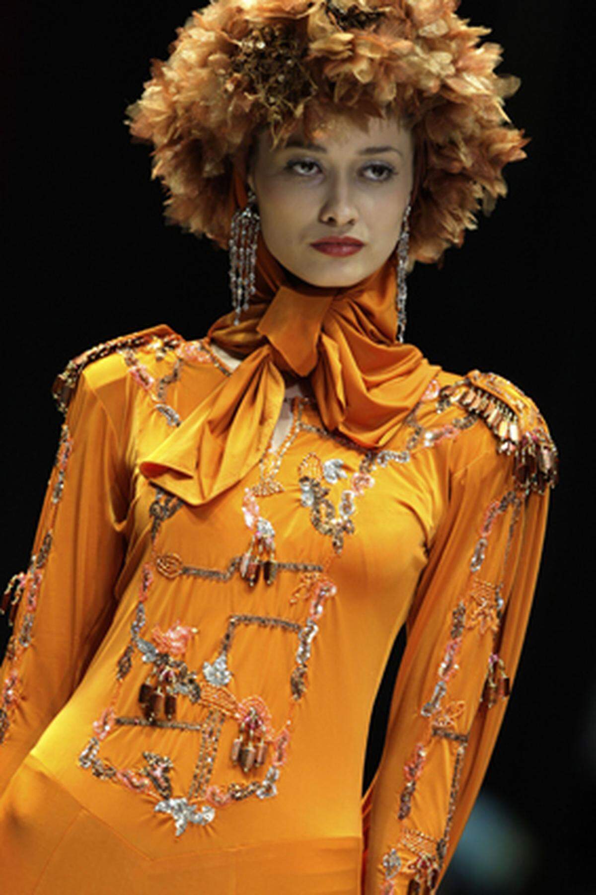 Malaysia International Fashion Week, Designer: Fendy Armany