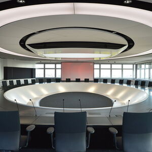 Hier tagt der Stiftungsrat: Der große Sitzungssaal des ORF.