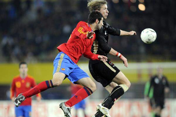 Das Jahr 2009 endete aber ernüchternd: Einem knappen Heimsieg über Litauen (2:1) folgten Pleiten in Frankreich (1:3) und daheim gegen Spanien (1:5).