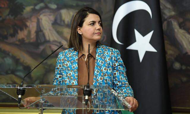 Außenministerin Najla al-Mangoush wurde von Gegnern für abgesetzt erklärt.