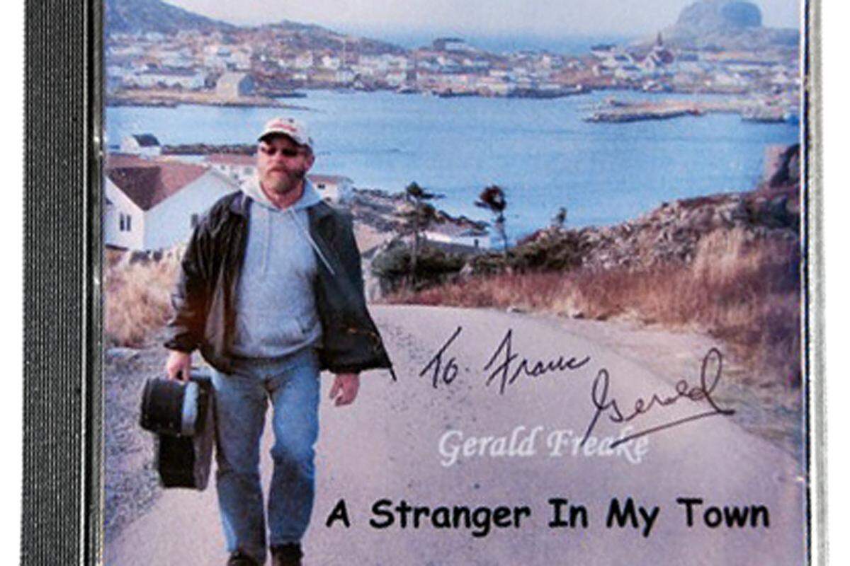 Thanks so much, Gerald Freaky, für die CD, die Songs frischen die Erinnerung an den Fogo-Island-Sound und die bewegten Nächte auf Fogo Island wunderbar auf.
