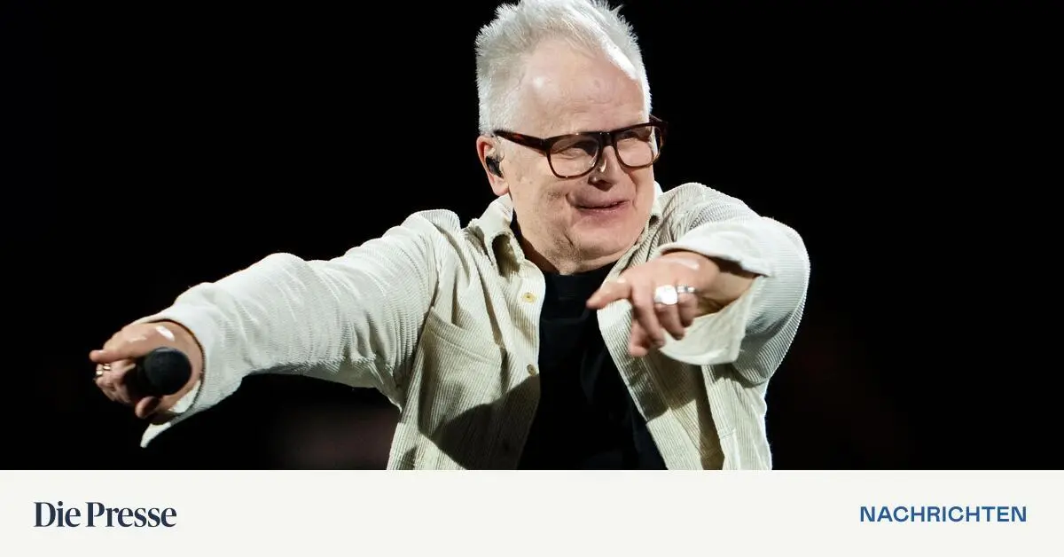 Gr-nemeyer-mit-Deutschem-Nationalpreis-ausgezeichnet