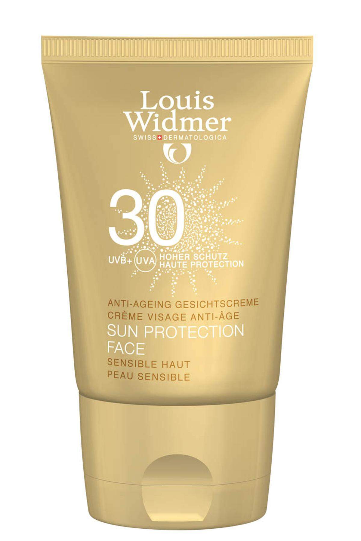 Das Gesicht schützt die „Sun Protection Face“ von Louis Widmer mit Anti-Aging-Wirkung, LSF 30 um 17 Euro.