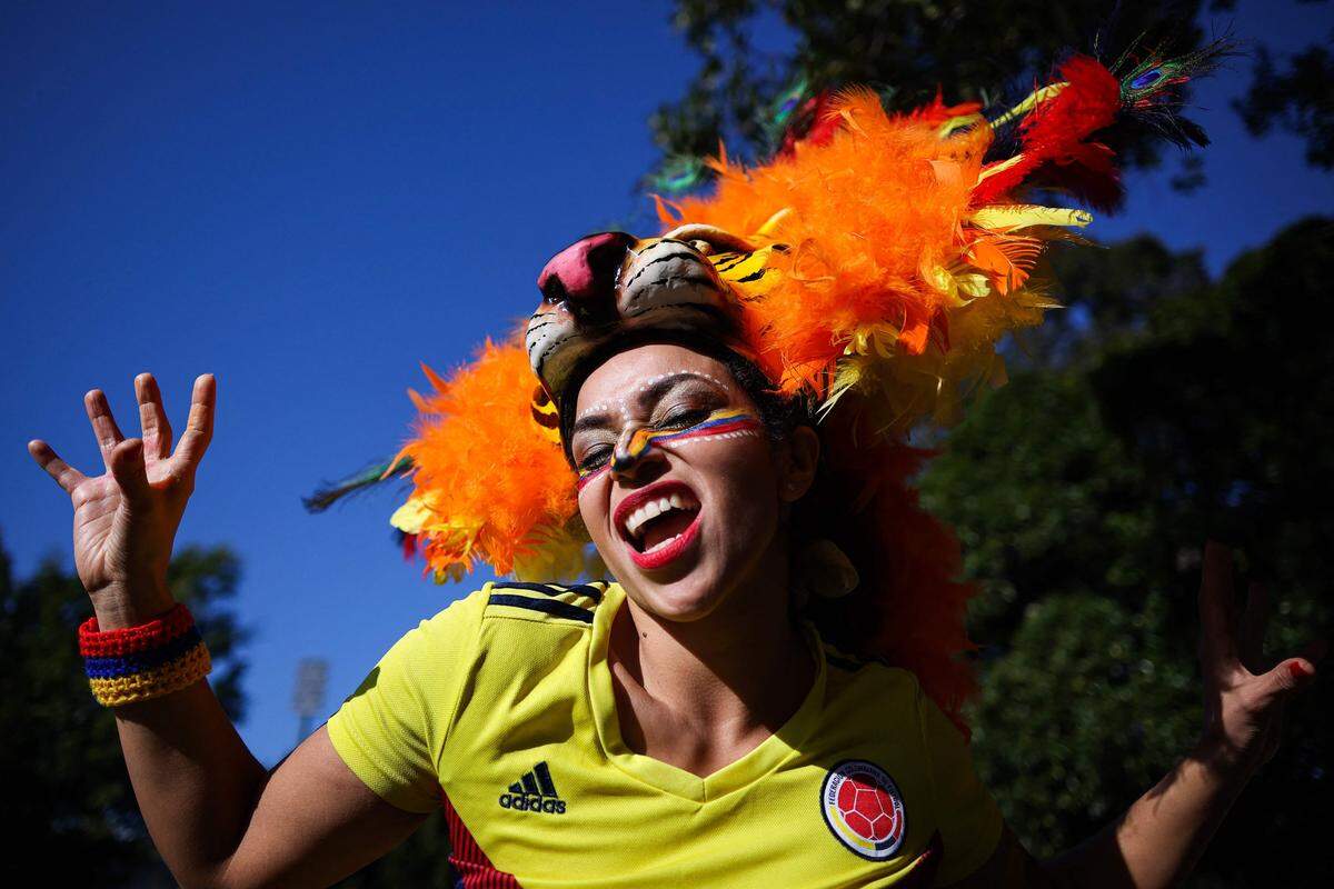 25. Juli. Eine Anhängerin Kolumbiens bei der Fußball-WM in Sydney.