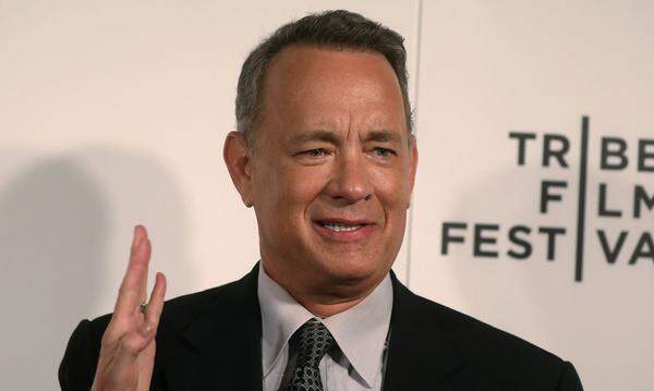 2006 soll Tom Hanks bei einem Filmdreh in Neuseeland von einer Klippe gefallen und dabei tödlich verunglückt sein. 