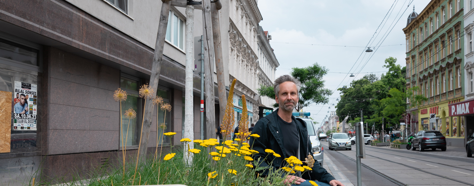 Die neue Thaliastraße zeigt, was in Sachen Gestaltung in Wien heute Standard ist. Florian Brand von der Gebietsbetreuung Stadterneuerung hat den Bürgerbeteiligungsprozess gemanagt. 