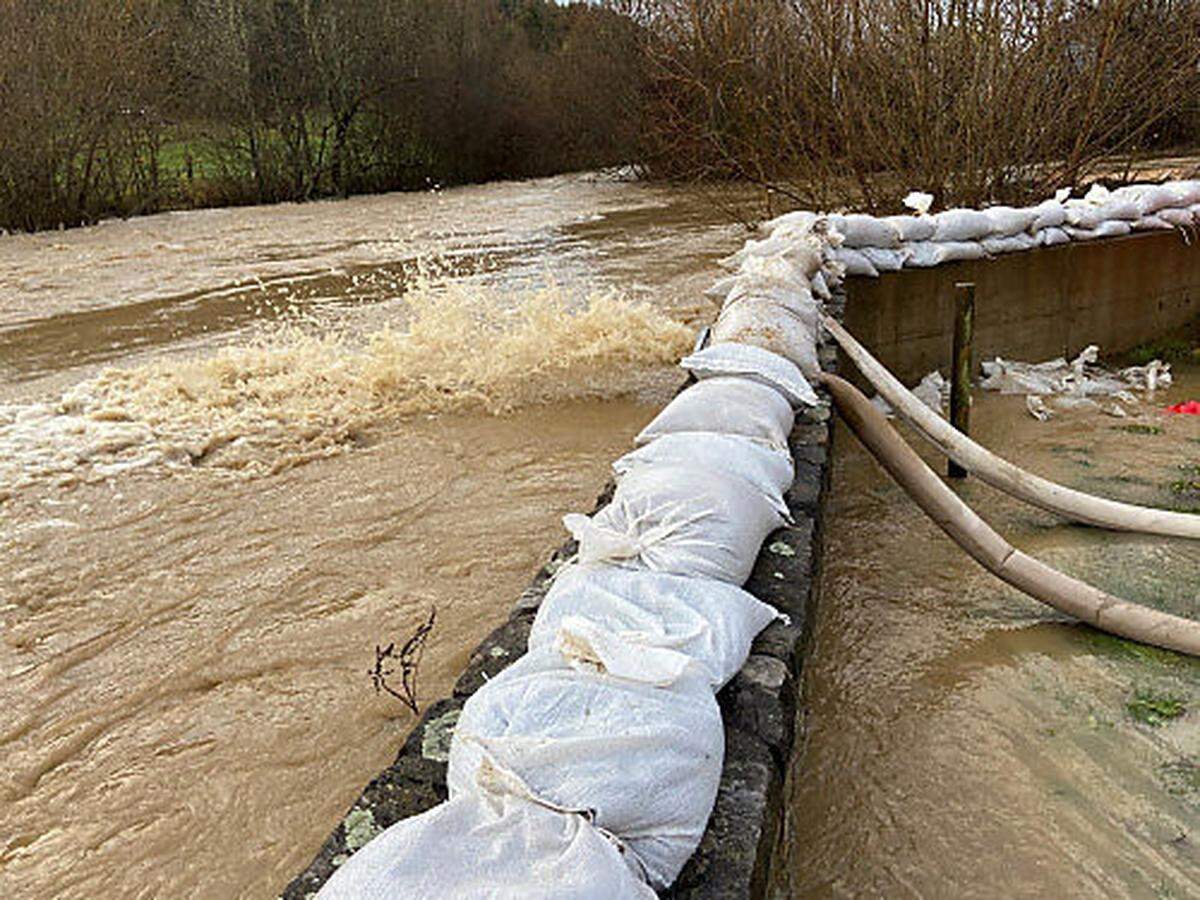 Hochwasser in St. Veit an der Glan aufgrund von Unwettern und starken Regenfällen.