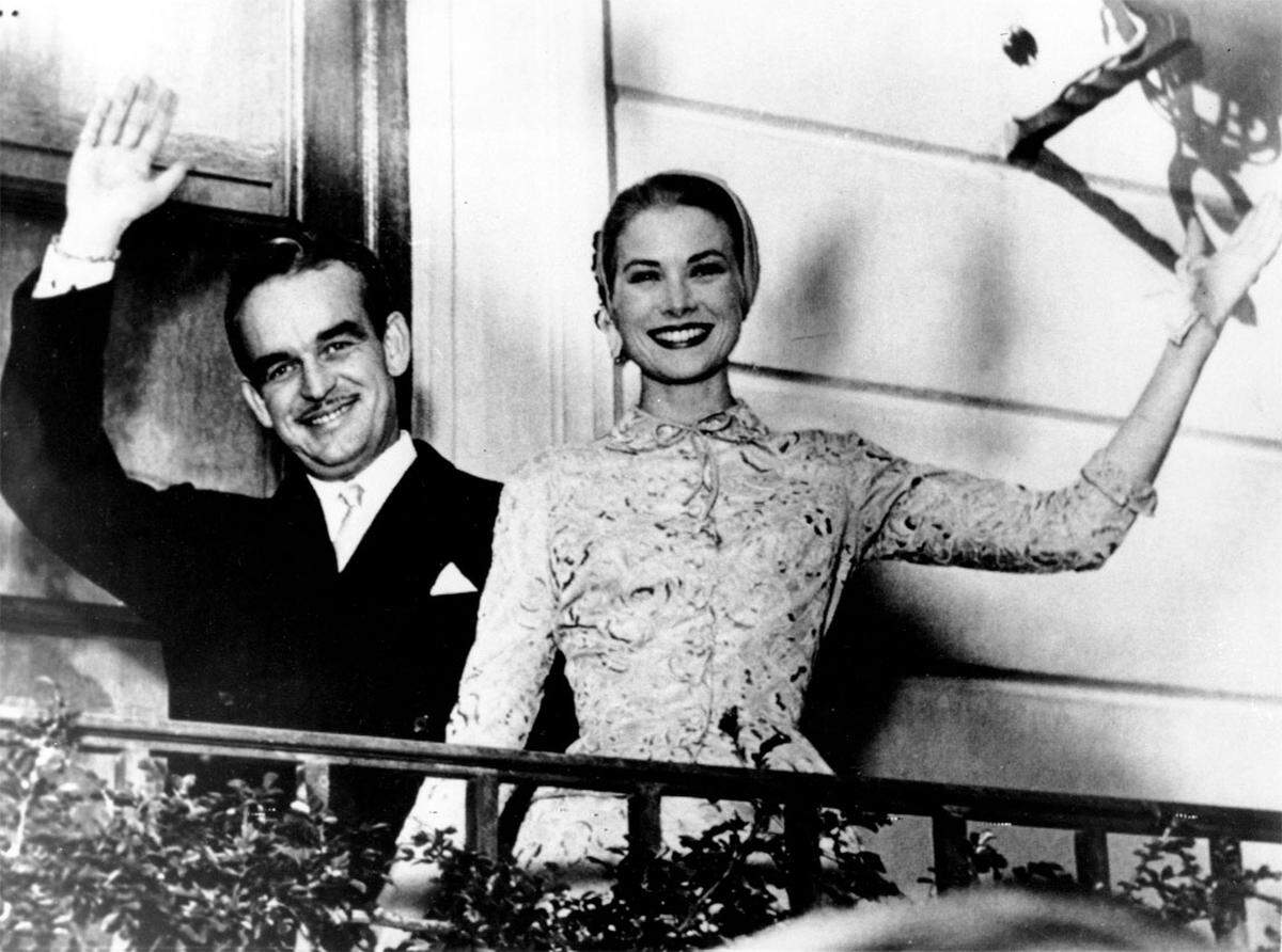 Seitdem Fürst Rainier III. 1956 die Schauspielerin Grace Kelly heiratete, kam der Zwergstaat Monaco immer nur kurz aus den Schlagzeilen. Eine Chronologie der wichtigsten Daten von Liebe und Leid der Grimaldi-Dynastie.