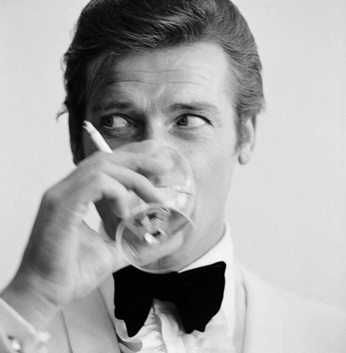 Peter Ruck: Roger Moore, 1968