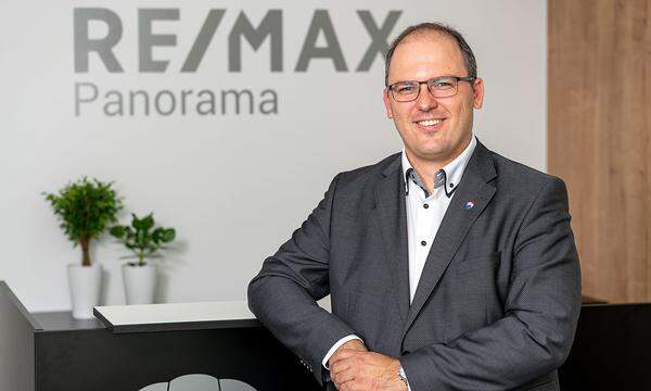 Christian Pranzl ist neuer Bürobetreiber vom Remax-Standort in Ansfelden. Der 36-Jährige hat bereits langjährige Erfahrung in der Leitung von Vertriebseinheiten in internationalen Konzernen gesammelt.