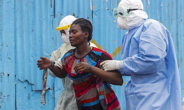 Wie viele Menschen sind tatsächlich mit Ebola infiziert? Eine US-Behörde berechnete weit höhere Zahlen als die WHO.