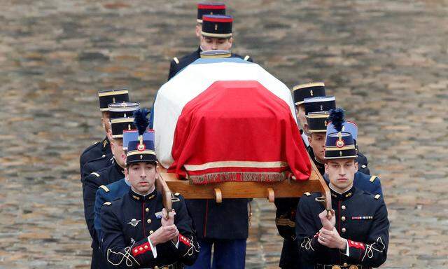 Frankreich nahm Abschied von dem getöteten Gendarmen Arnaud Beltrame.