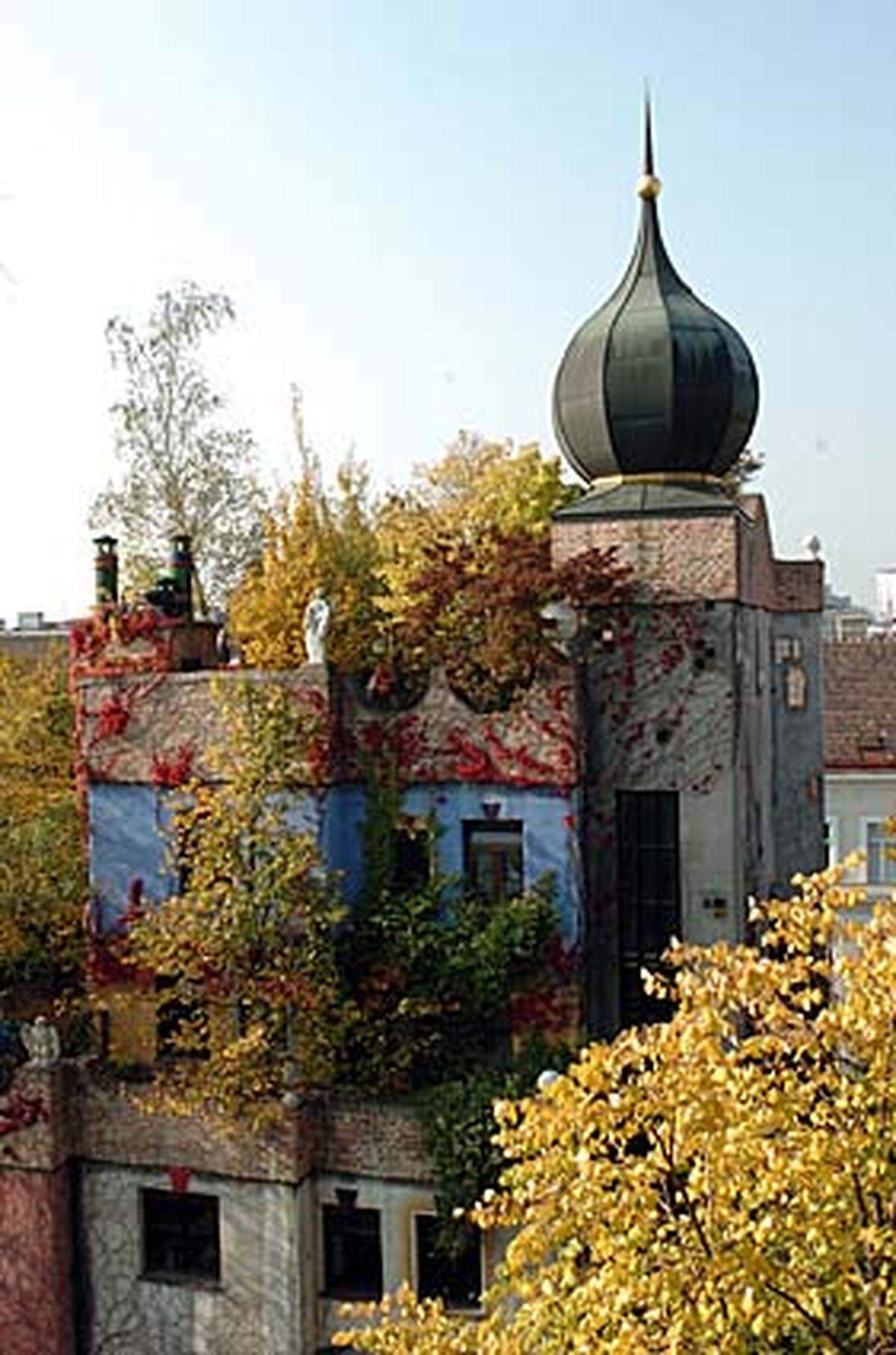 Dabei ist nicht einmal geklärt, ob das Gebäude Hundertwasserhaus heißen darf: Ein Gutachten für das Handelsgericht Wien stellte fest, dass nicht nur der Designer Friedensreich Hundertwasser, sondern auch Architekt Josef Krawina im Namen vorkommen müsste.