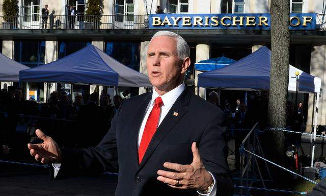 US-Vizepräsident Mike Pence verteidigte bei seinem Auftritt in München den harten Kurs der amerikanischen Regierung.
