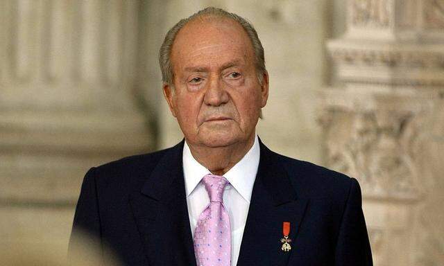 Los Reyes de España Juan Carlos y Sofia los Principes de Asturias Felipe y Letizia la Infanta El