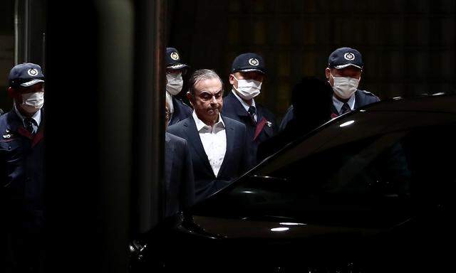 Archivbild von Carlos Ghosn nach der Haftentlassung in Japan Ende April 2019.