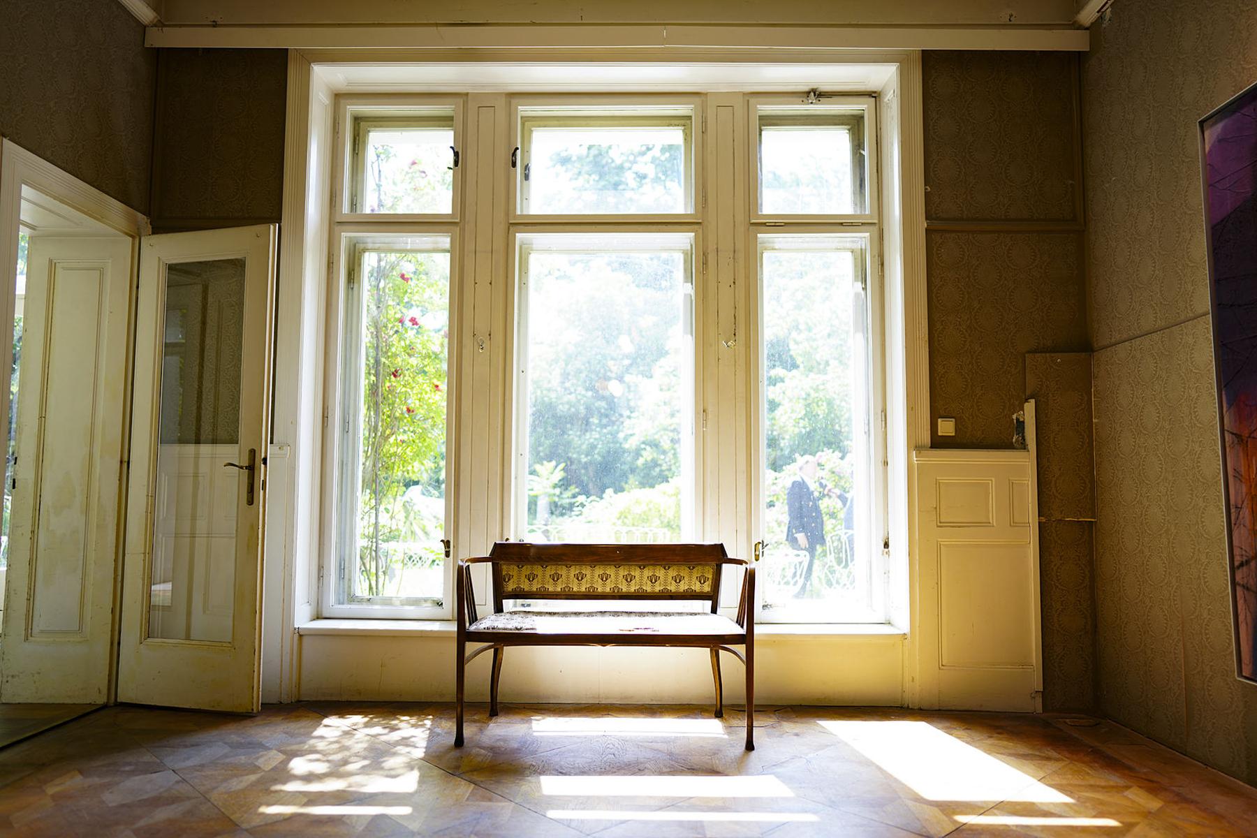 Seltener Einblick in die verfallene Villa MautnerJäger
