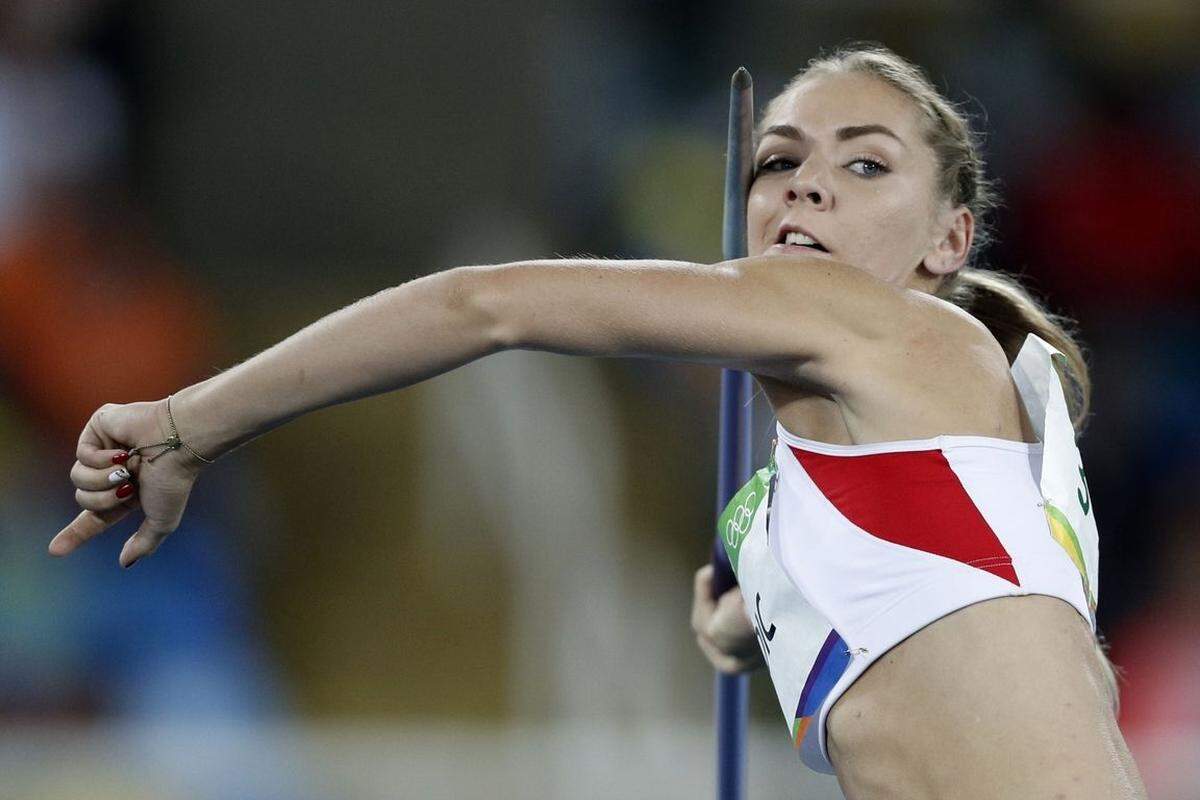 Ivona Dadic gewinnt in Amsterdam sensationell EM-Bronze im Siebenkampf und qualifiziert sich mit dem neuen österreichischen Rekord von 6408 Punkten für die Olympischen Spiele in Rio.