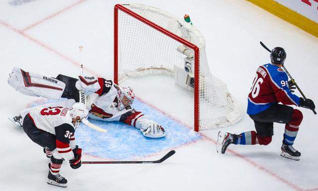 NHL: Stanley Cup Playoffs-Arizona Coyotes at Colorado Avalanche