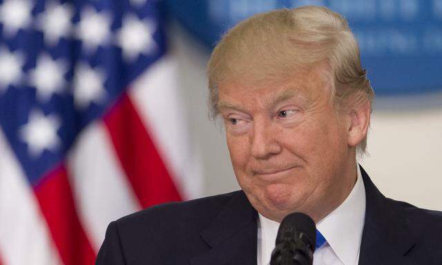 Misstrauensvotum gegen Präsident Donald Trump beantragt
