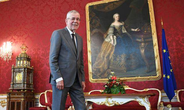 Noch hat Bundepräsident Van der Bellen keine Regierung anzugeloben.