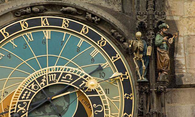 Der Kalender der Astronomischen Uhr am Rathaus in Prag sollte zeigen, wem wann die Stunde schlägt.